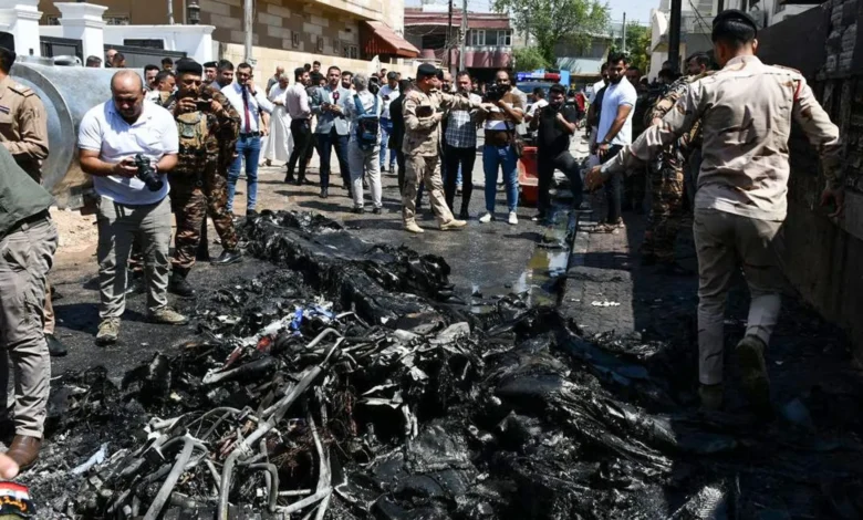 انفجار عبوة ناسفة في كركوك يسفر عن إصابة 9 أشخاص بينهم 6 أطفال كركوك - وكالات أصيب تسعة أشخاص، بينهم ستة أطفال، بجروح جراء انفجار عبوة ناسفة وضعت أمام مكتب للصيرفة في محافظة كركوك العراقية يوم السبت. وذكر مصدر في قيادة شرطة كركوك لوكالة فرانس برس أن "الحادث لم يعرف بعد إذا كانت دوافعه إرهابية أم جنائية"، مشيراً إلى أن الانفجار وقع في حي المصلى، الذي يضم غالبية تركمانية.