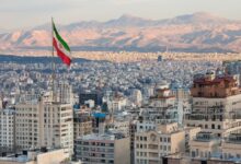 إيران تنفذ حكم الإعدام بحق مهدي حسني وبهروز إحساني بتهم تتعلق بانتمائهما لمنظمة مجاهدي خلق، في خطوة تثير مخاوف المنظمات الحقوقية من تصاعد وتيرة القمع السياسي في البلاد.